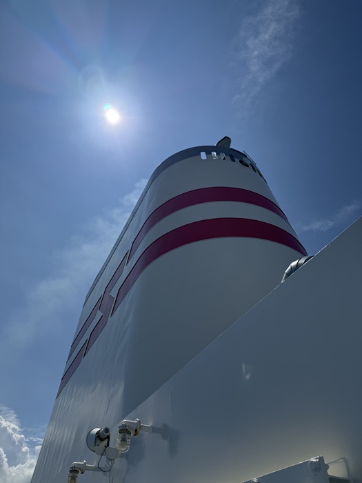 新日本海フェリーのファンネル